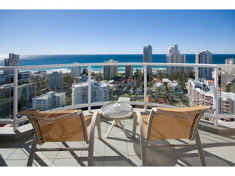 Deluxe Private Apartment And Studio - Ocean Views Gold Coast Dış mekan fotoğraf